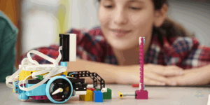 Robótica na BNCC: Educacional destaca aprendizado com LEGO, Arduino e Micro:bit nas escolas
