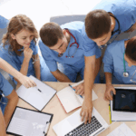5 dicas de como utilizar materiais didáticos híbridos em sala de aula