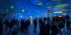 Samsung na CES 2026 aposta em IA contextual para transformar TVs, áudio e entretenimento conectado