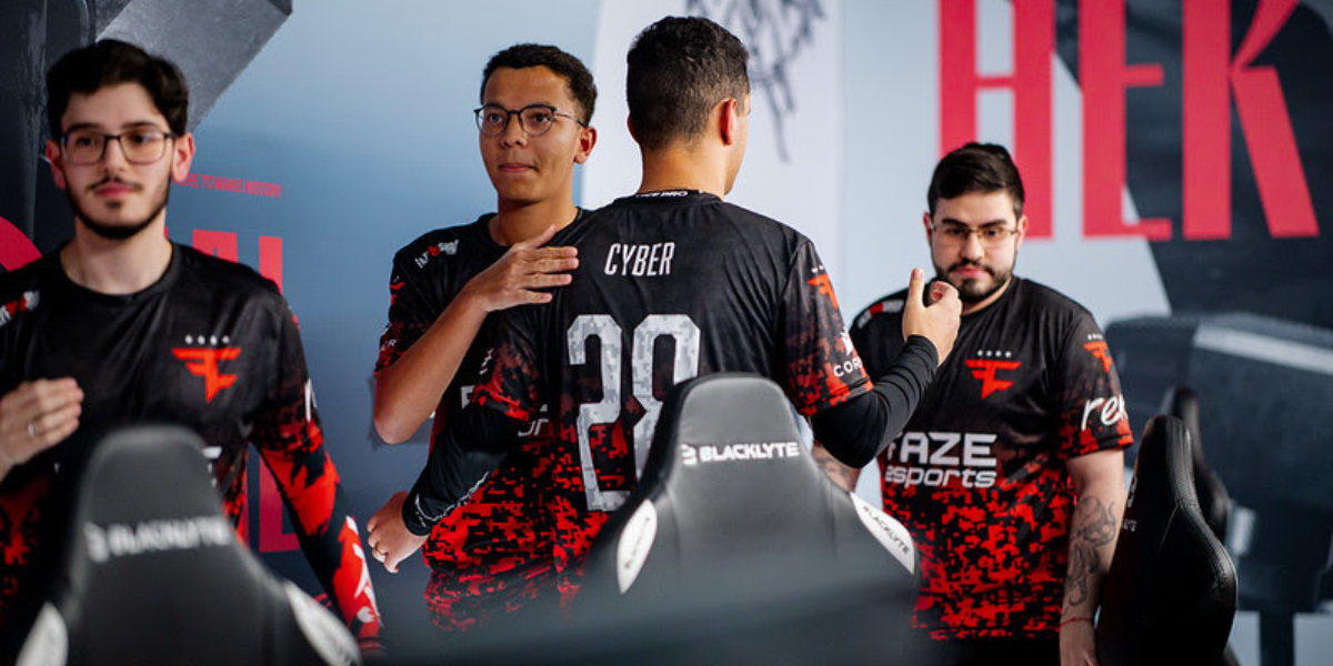 FaZe Clan avança à final da Chave Superior do Six Invitational 2026