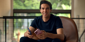 OPPO escala Kaká para campanha exclusiva de lançamento do A6 Pro no Brasil