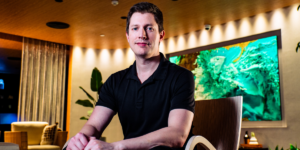 [Entrevista] Da primeira OLED à Vision AI: Alexandre Gleb fala sobre sua trajetória e o futuro das TVs no Brasil