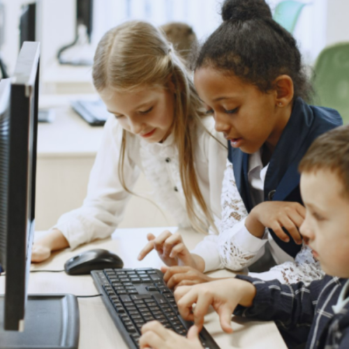 Veja 4 competências desenvolvidas por meio da disciplina Mundo Computacional