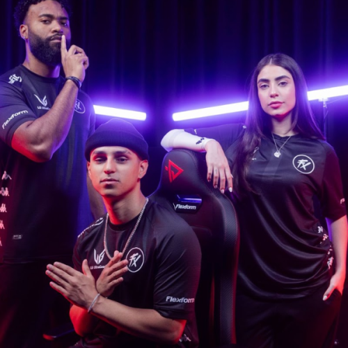 Fluxo renova patrocínio com a Flexform e reforça foco em conforto e performance no cenário gamer