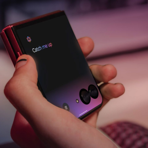 Motorola lança moto ai com novas parcerias e recursos