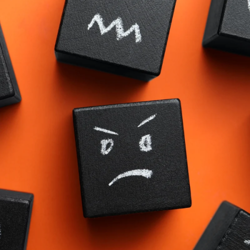 Economia emocional: como o estado de espírito social influencia as decisões econômicas