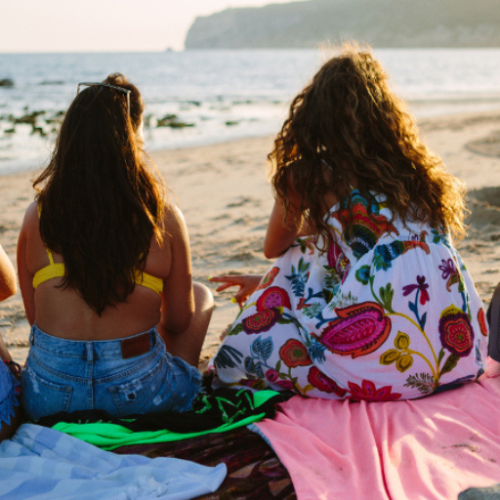 JBL lança campanha com até 53% de desconto em fones e caixas de som