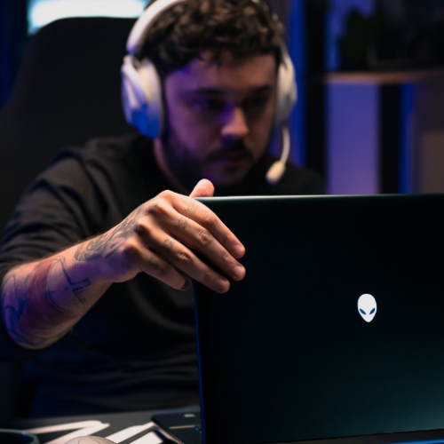 Alienware expande produção nacional com notebooks gamers 16 Area-51 e 16 Aurora