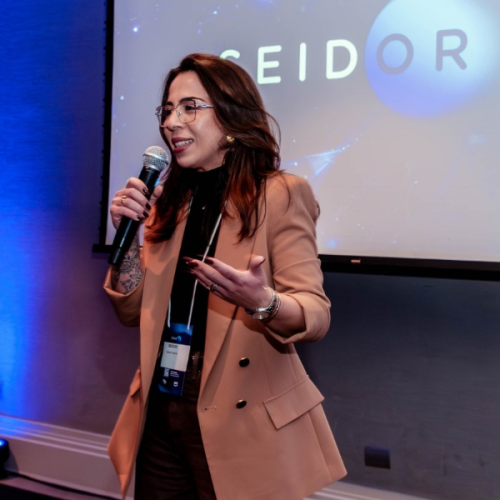 Auana Vicente, diretora de Business Experience da SEIDOR